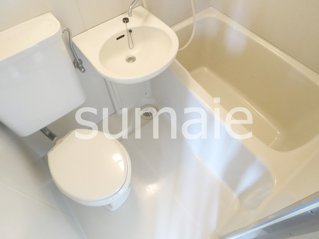 バーズフラットⅡの浴室|３点ユニットバス。