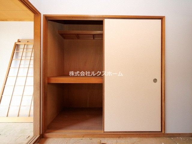 上中条ハイツの収納