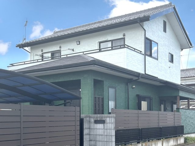 【中古戸建】伊勢崎市長沼町の外観|■外観｜家という名のキャンバスに、自分だけのこだわりを彩ることで心豊かな暮らしを送ることができます。