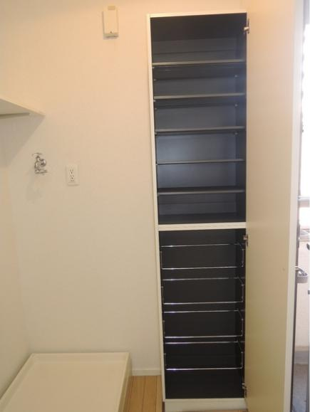 プレジオ南大塚の玄関