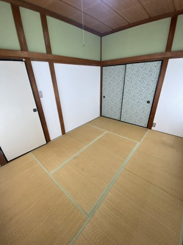 【 売主 】鶴見区上の宮1丁目　戸建（2棟付）の和室|建物①（2階建）2階和室