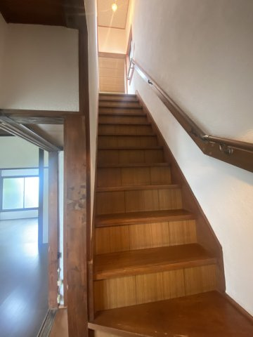 【 売主 】鶴見区上の宮1丁目　戸建（2棟付）の内装|建物①（2階建）