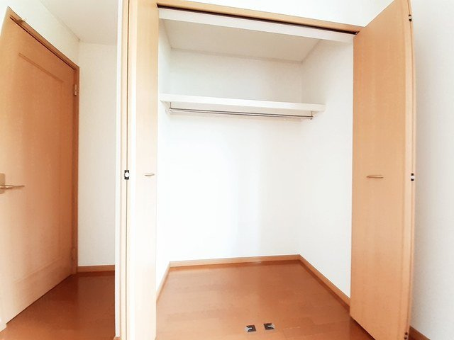 ラフレシールウエストの収納