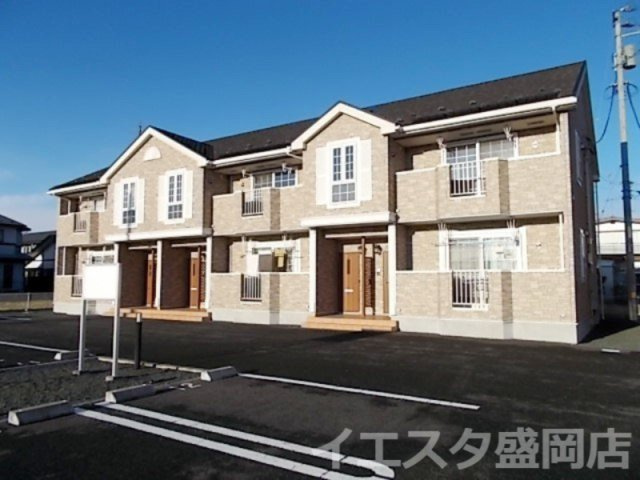 ラフレシールウエストの外観