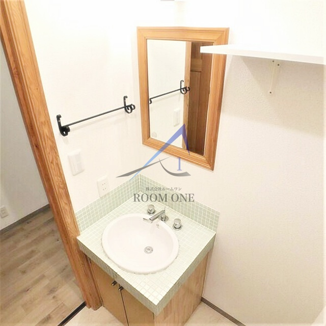 メープルハイツの洗面所|洗面台です。