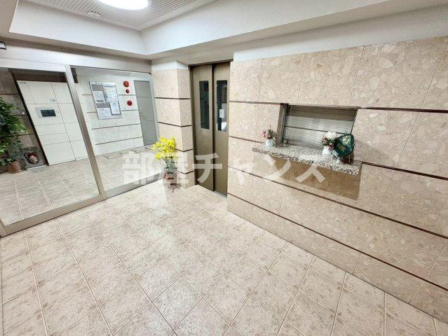 C&Mノリタケのロビー