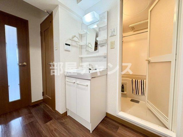 C&Mノリタケの独立洗面台