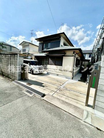 豊中市立花町一戸建