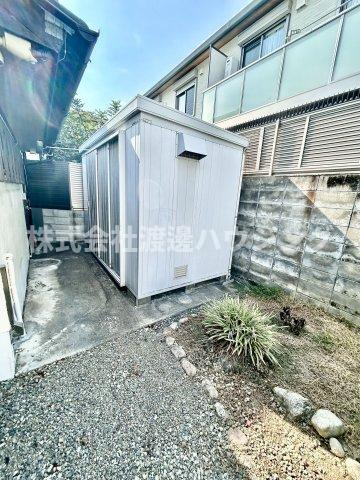 豊中市立花町一戸建のその他|物置あり