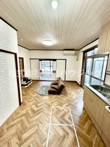 豊中市立花町一戸建の内装