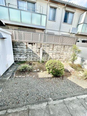 豊中市立花町一戸建の庭