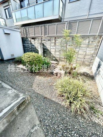 豊中市立花町一戸建の庭