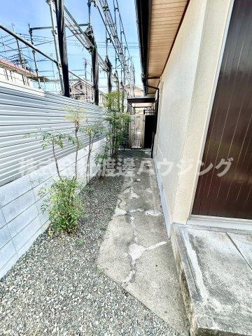 豊中市立花町一戸建の庭