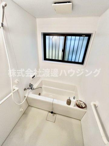 豊中市立花町一戸建の浴室