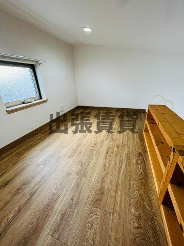 仲介手数料0円！！アースクエイク豊の居間・リビング