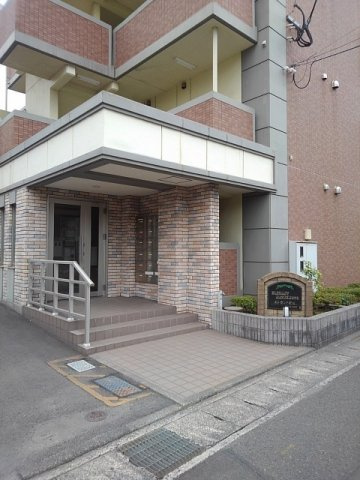 【エントランス】