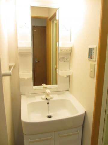 【洗面所】