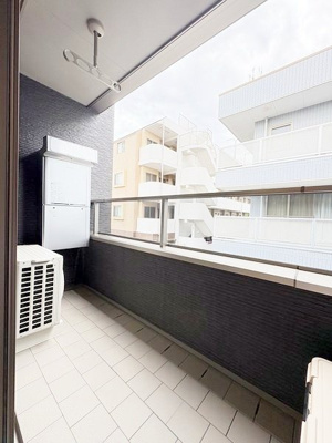 【バルコニー】クレール・エ・ボウIII