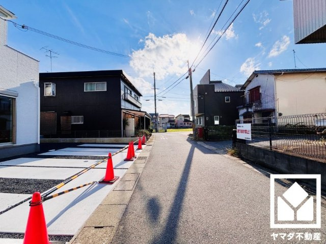 栗東市林　1期　1号地の前面道路含む現地写真