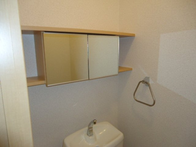 【トイレ】 | オリエンタルハイツ | トイレ収納