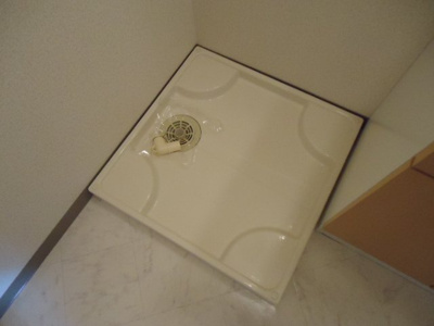 【その他】 | オリエンタルハイツ | 洗濯機置場