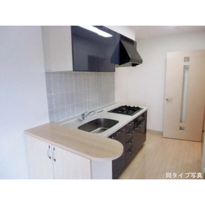 【キッチン】コンフォリア代々木上原