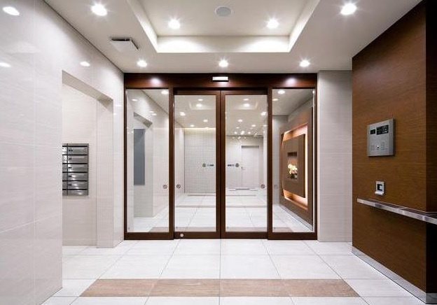 ベルジューレ日本橋のエントランス