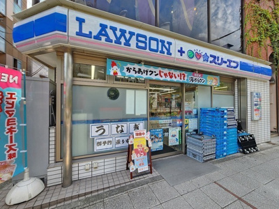 【周辺】 | S-FLAT元街 | コンビニ「ファミリーマート鈴木石川町店まで320m」