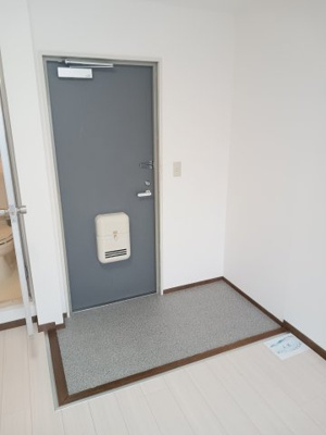 【玄関】 | アンフィニィ・富田