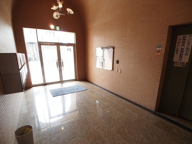 片岡山荘のエントランス