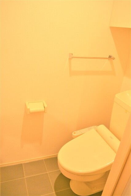 アースガーデンＳＯＪＡのトイレ|温水洗浄暖房便座