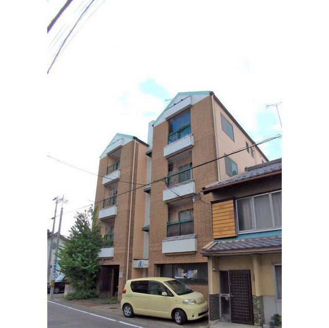 ＰＩＣＫＬ&ＰＩＮＯ９４の外観