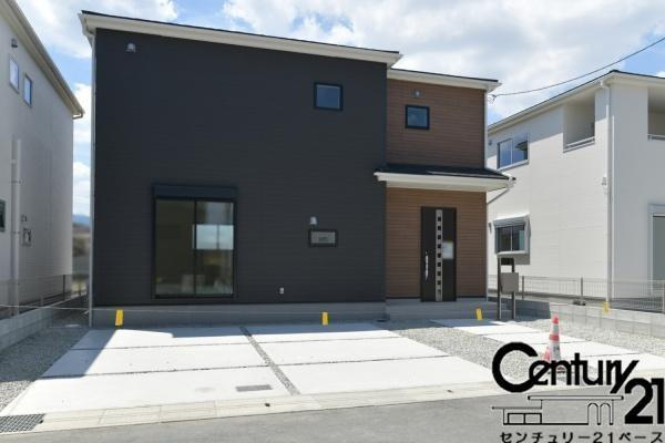 リーブルガーデン法蓮町 ２号棟 ／新築一戸建