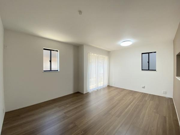 【居間・リビング】 | 垂水区桃山台6丁目　2号棟　新築戸建