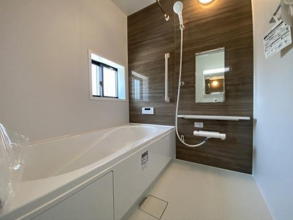 【浴室】 | 垂水区桃山台6丁目　2号棟　新築戸建