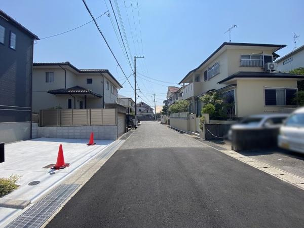 【前面道路含む現地写真】 | 垂水区桃山台6丁目　1号棟　新築戸建