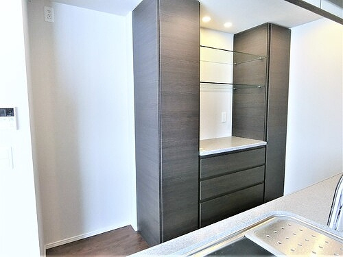 ザ・パークハウス広島タワーのキッチン|食器棚　※内装工事前