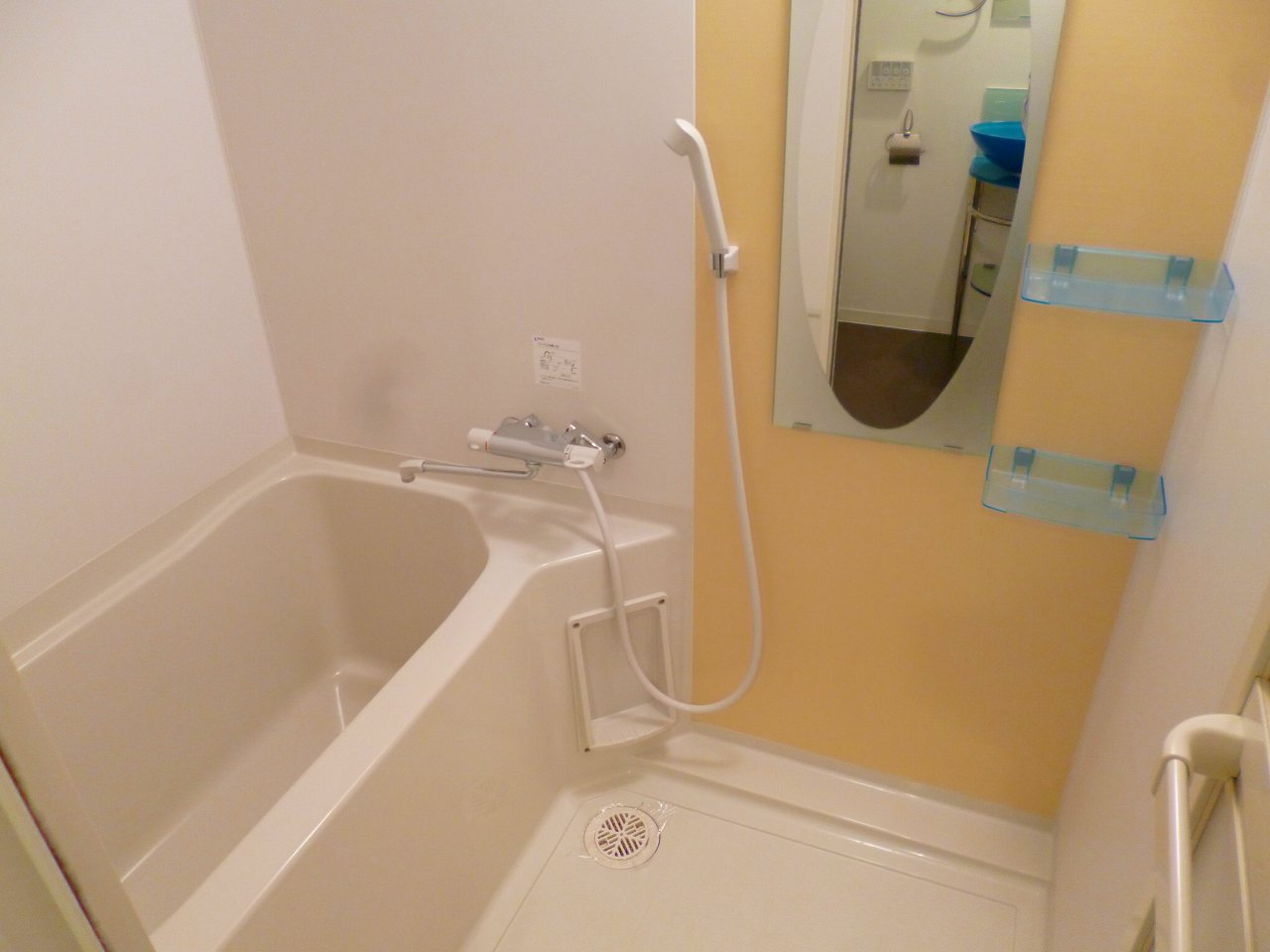 セレニテ甲子園Ⅱの浴室