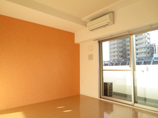 セレニテ甲子園Ⅰの居間・リビング