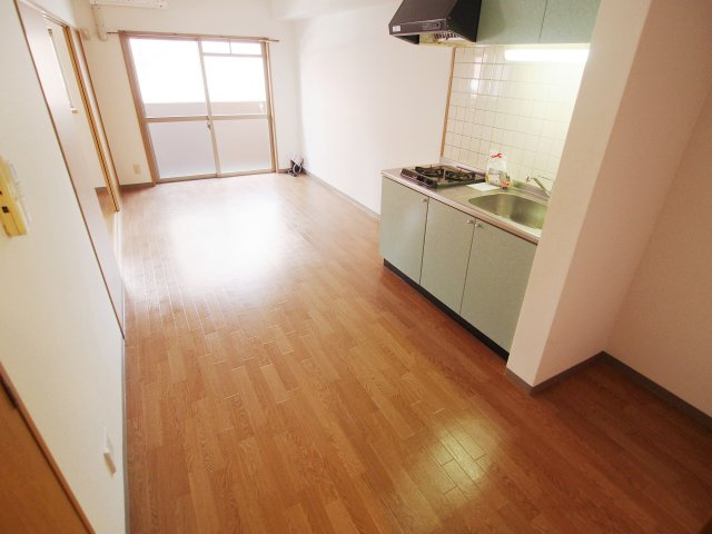 フレアコートの居間・リビング