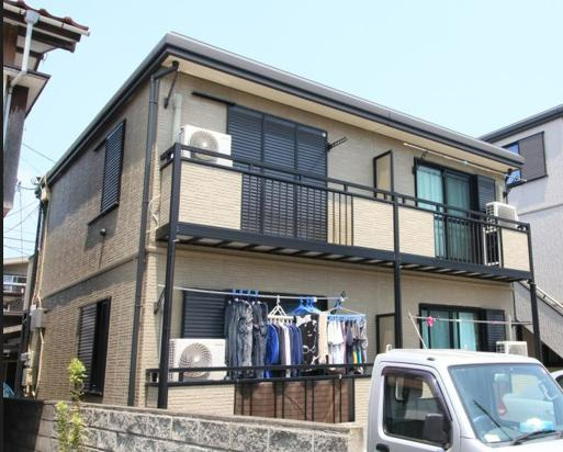 クレストパレスの外観