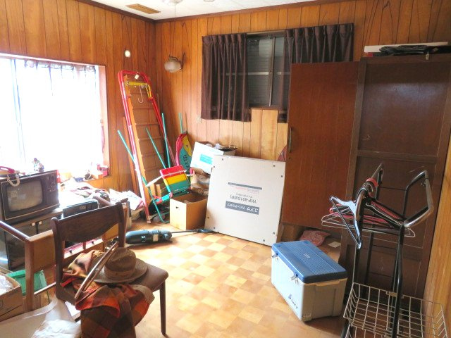 高崎市根小屋町　中古150の洋室