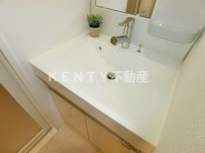 【洗面所】 | クレヴィスタ西馬込 | スペースが確保できる洗面所です