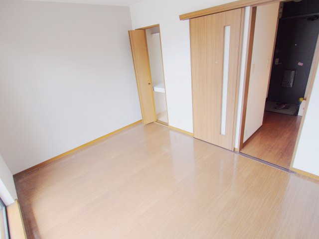 広島市安芸区矢野南１丁目のアパートの居間・リビング