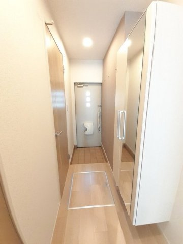 ラフィネ　グリシーヌ　Ⅱの玄関