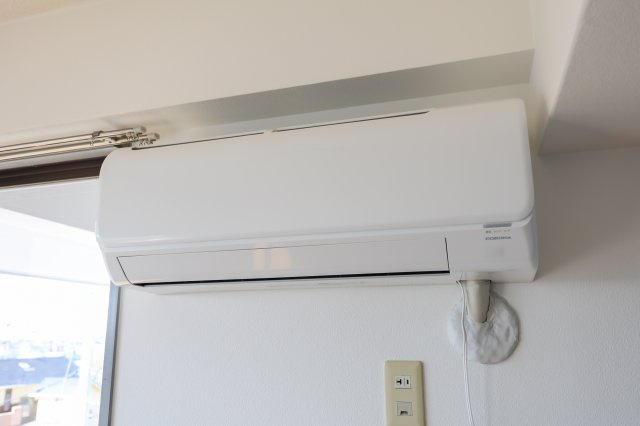 ラ・フェスタ小山の設備|6.25帖洋室エアコン