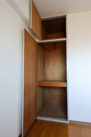 ラ・フェスタ小山の収納|4.5帖洋室収納