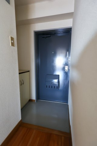 ラ・フェスタ小山の玄関