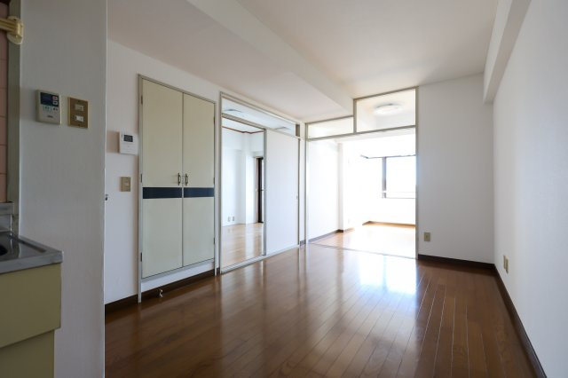 ラ・フェスタ小山の居間・リビング