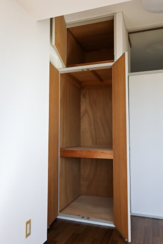 ラ・フェスタ小山の収納|6.25帖洋室収納